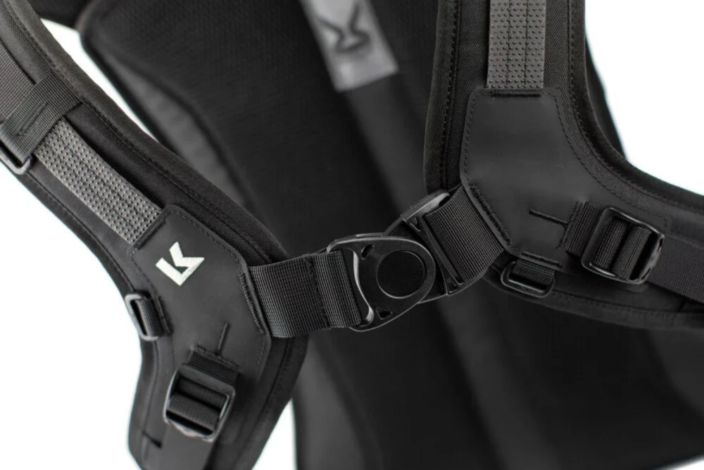 KRIEGA-TRAIL-18-ADVENTURE-BACKPACK-Quadloc-Lite™ Harness